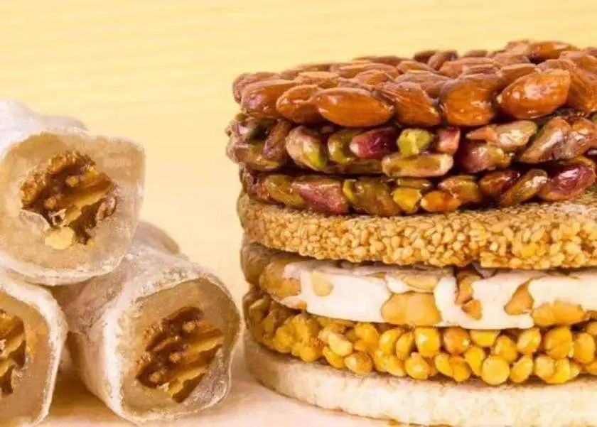 توزيع الحلويات في المولد النبوي حلال ام حرام