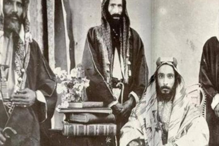 قاد الإمام محمد بن سعود عدد من حملات التوحيد، وتمكن من ضم العيينة فقط