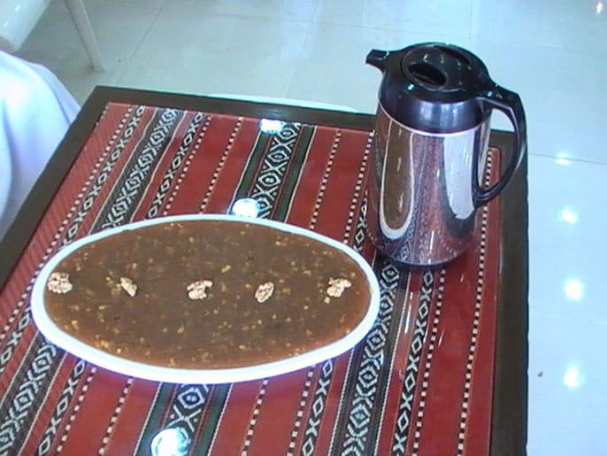 برزنتيشن عن الحلوى العمانية بالانجليزي قصير