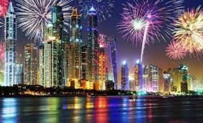اماكن ومواعيد الالعاب النارية في الامارات راس السنة 2023