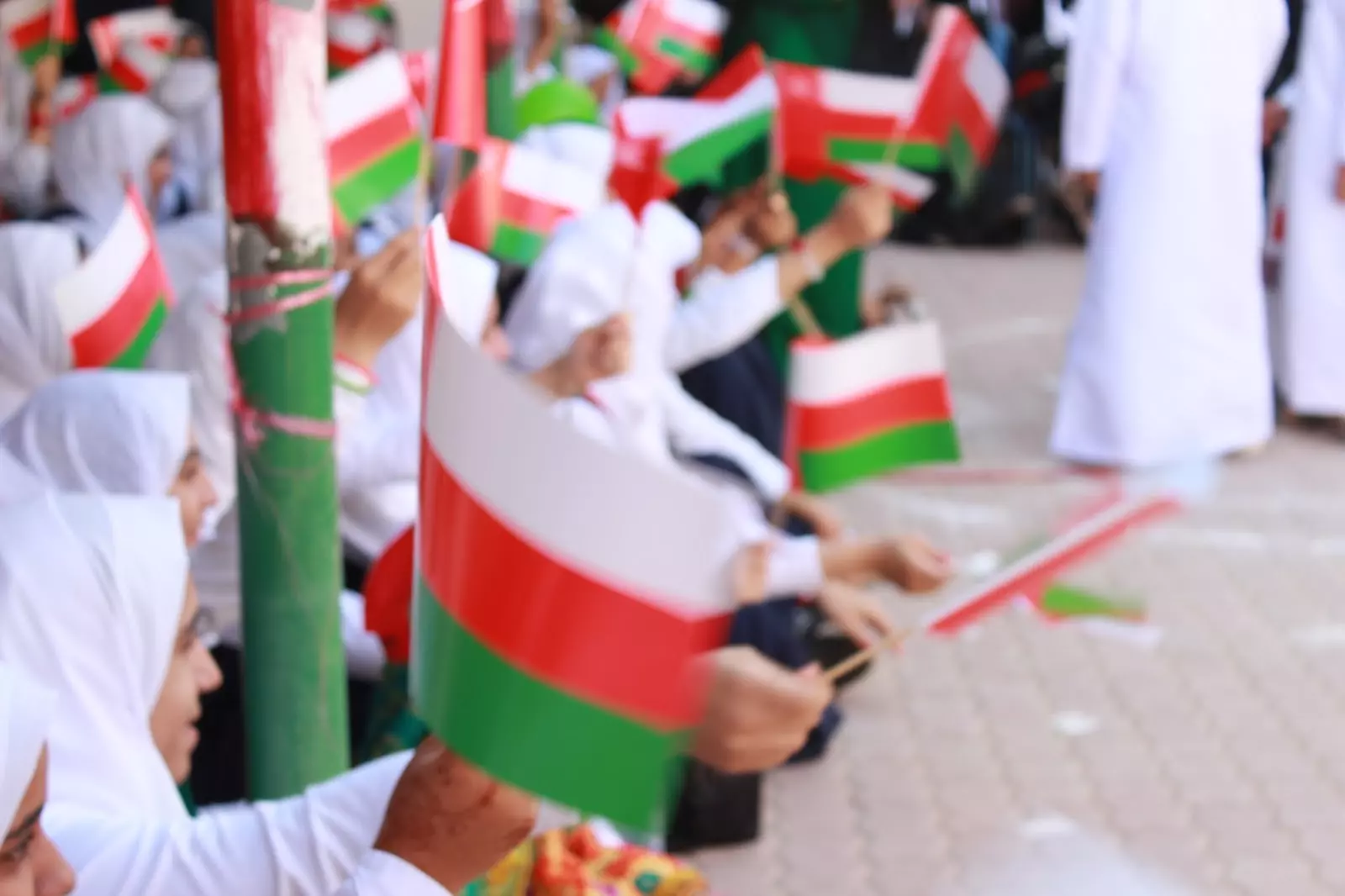 افكار للاحتفال بالعيد الوطني العماني 52