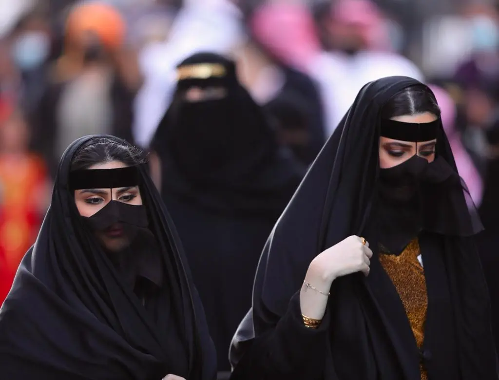 أفكار ملابس يوم التأسيس السعودي للاطفال البنات والاولاد 2 أفكار ملابس يوم التأسيس السعودي