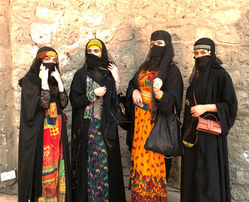 لبس يوم التأسيس السعودي للبنات