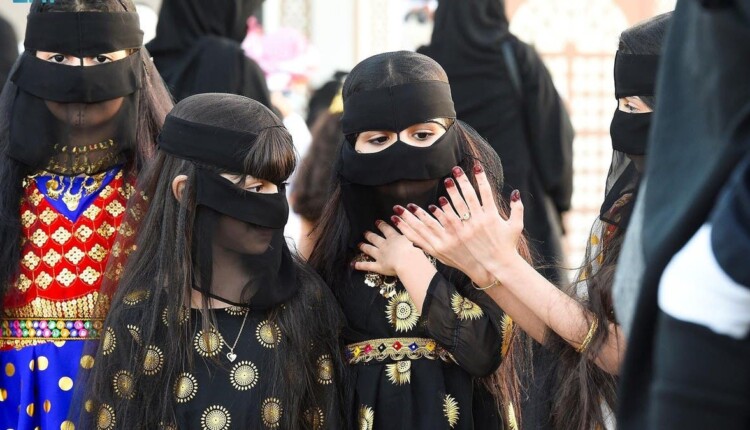 لبس يوم التأسيس السعودي للبنات