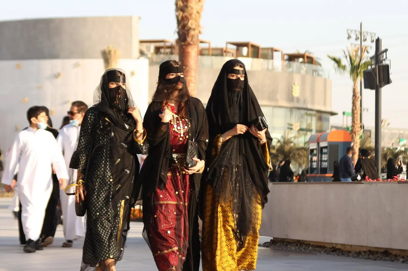 لبس يوم التأسيس السعودي للبنات
